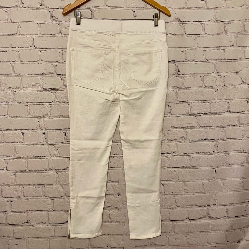 Martha Stewart Women’s Knit Denim Ankle Jeans w/ Zipper Detail White NWT - Picture 4 of 4